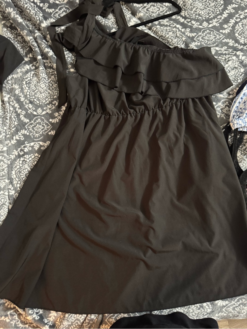 SHEIN Black One-Shoulder Ruffle Dress